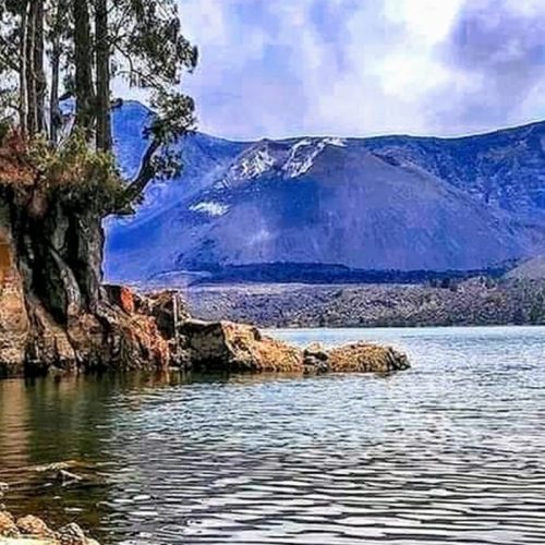Sembalun crater rim - mt Rinjani summit - lake - hot springs - Senaru crater rim