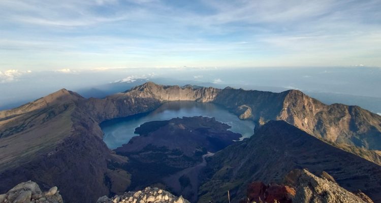 2 Days 1 Night Sembalun Crater Rim & Mount Rinjani Summit Trek