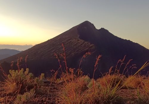 Senaru Crater Rim - Sangkareang (Rinjani Second Summit)