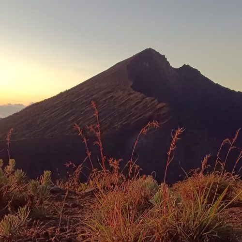 Senaru Crater Rim - Sangkareang (Rinjani Second Summit)